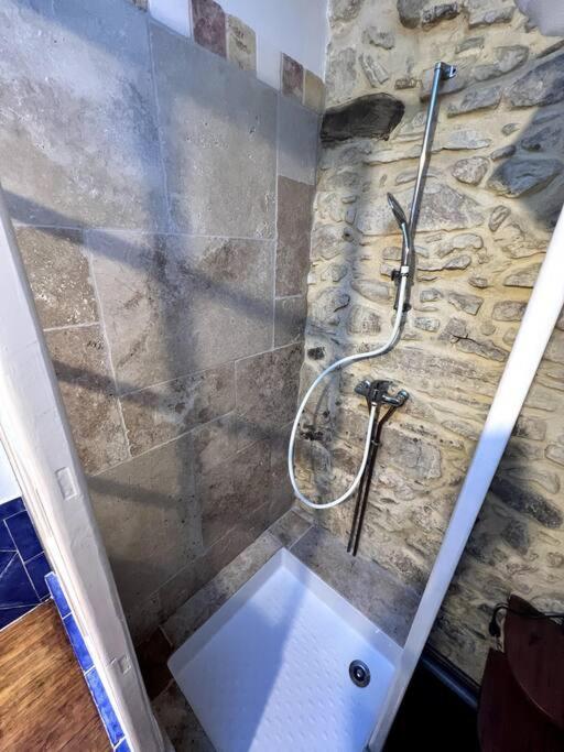La Maison De Blanche Neige Assignan Exteriér fotografie
